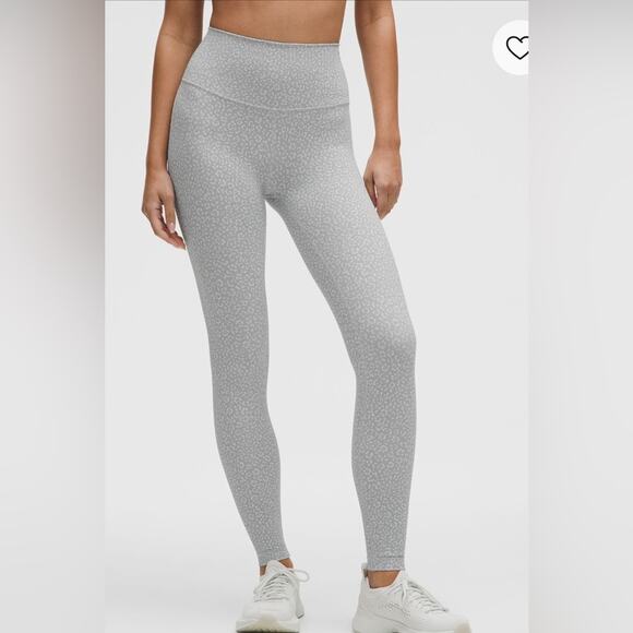 Lululemon NWT wonder train HR 25 inch size 10 leopard daisy starlight multi - Picture 1 of 4